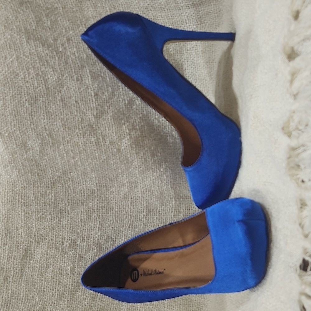 Michael Antonio Loveme Blue Satin heels